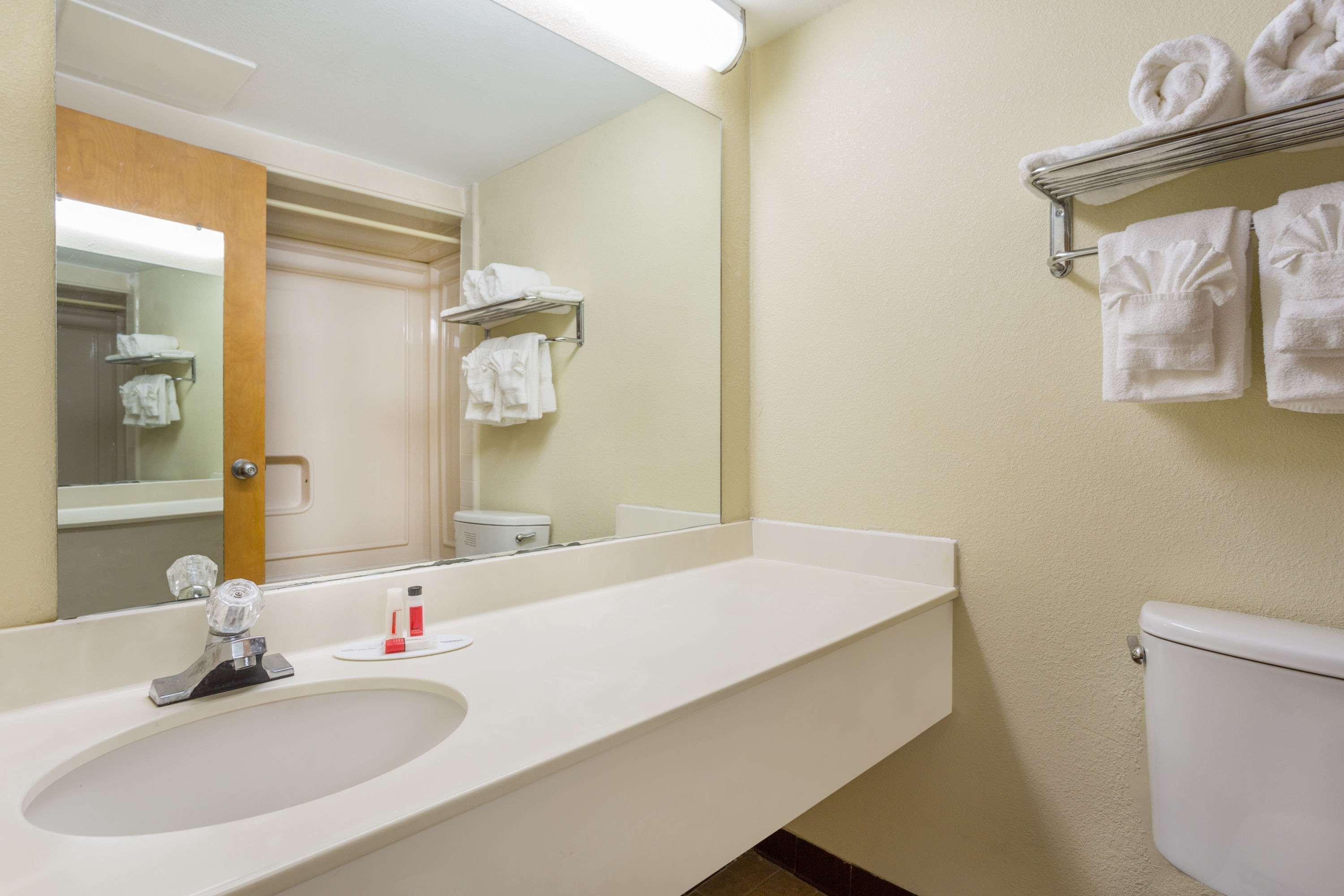 Howard Johnson By Wyndham Hotel Norge